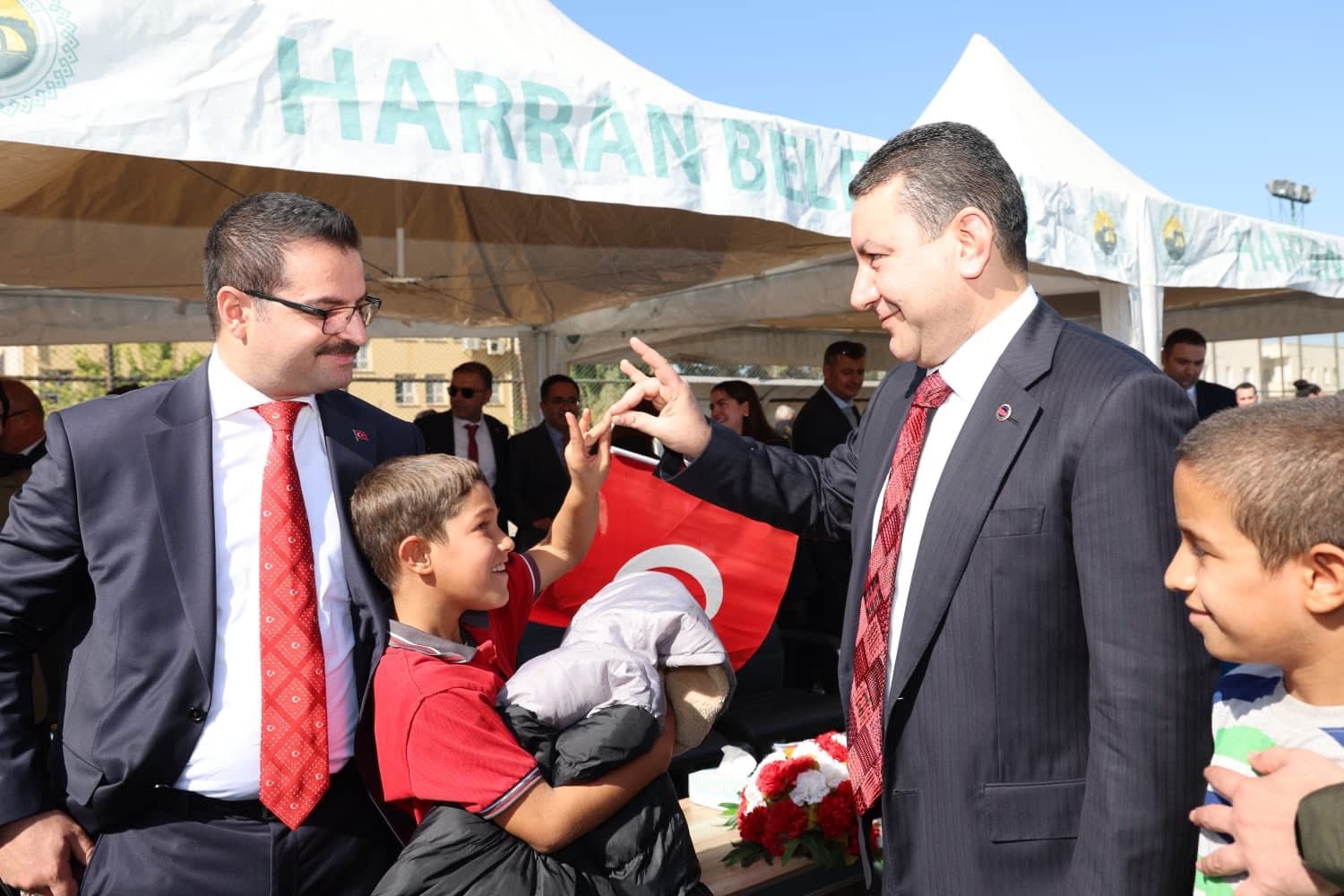 HARRAN'DA 29 EKİM CUMHURİYET BAYRAMI COŞKUYLA KUTLANDI